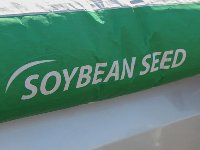 Monsanto announced Monday that they will allow farmers to pre-order new dicamba soybeans for the 2016 growing season (DTN photo by Pamela Smith)
